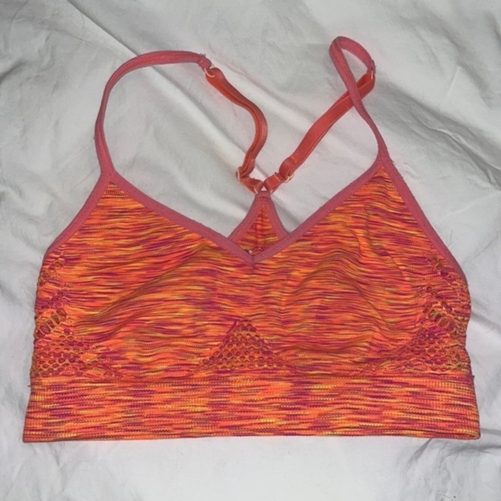 VICTORIA’S SECRET PINK SPORT BRALETTE